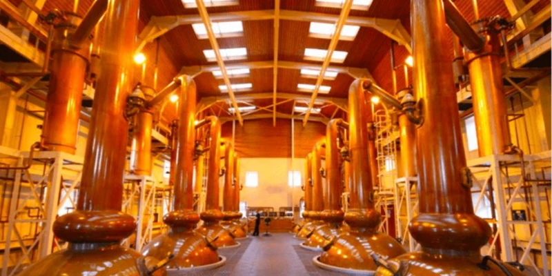 Copper whisky stills Copper whisky stills